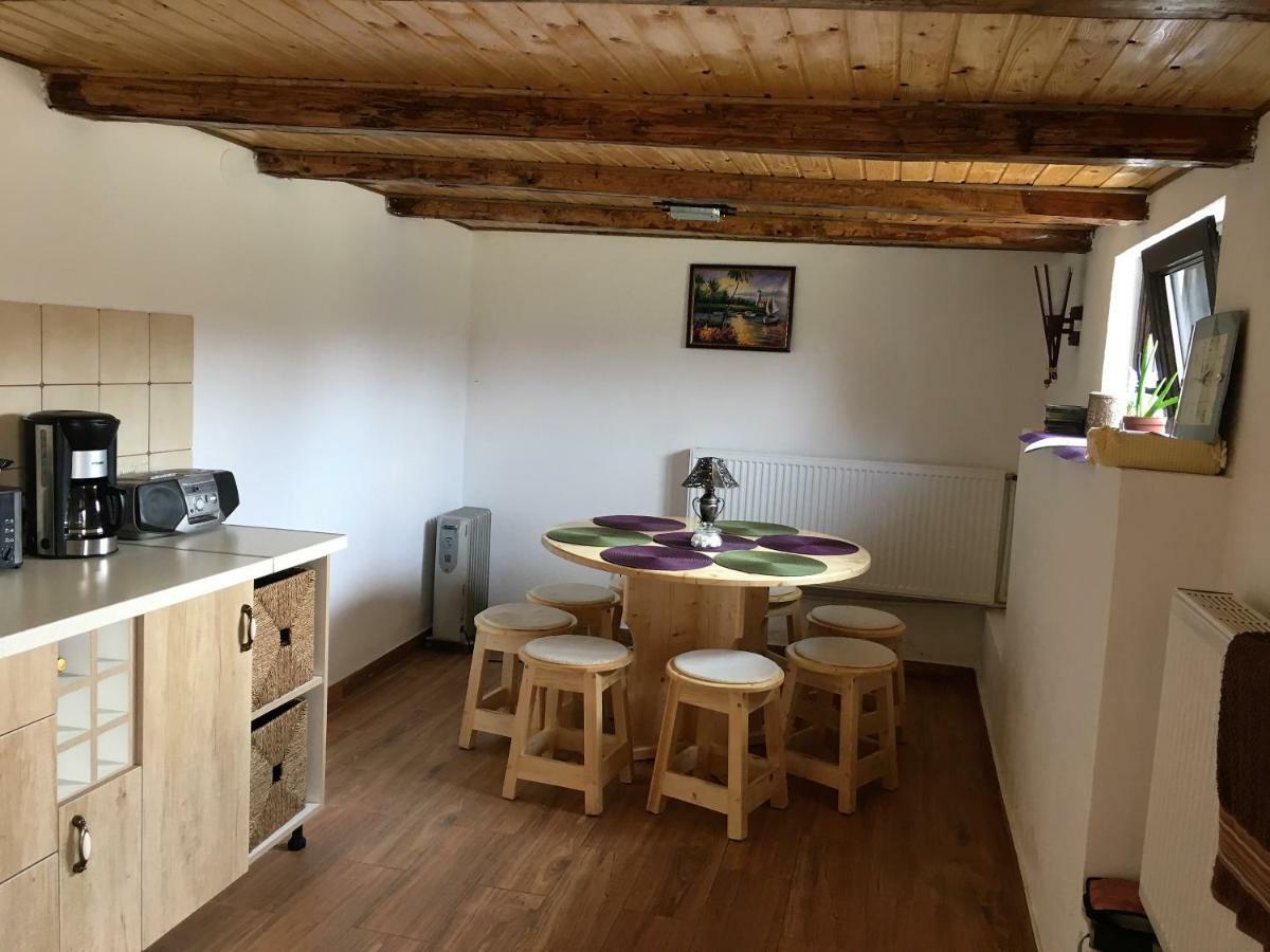 Villa Casa Toma à Avrig Extérieur photo